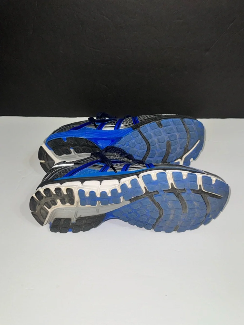 Brooks I Men’s I Sneakers I Running I Blue Athletic Shoes